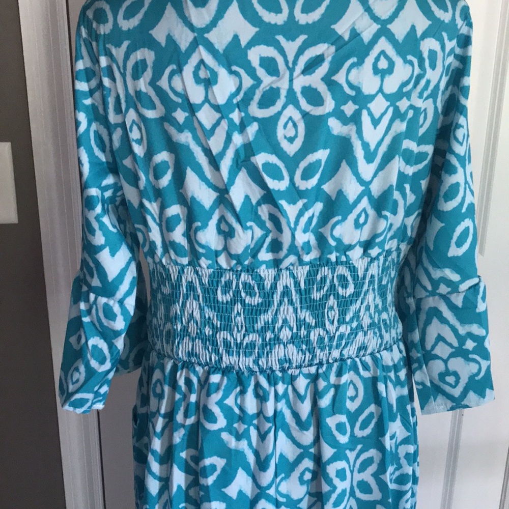 Dress - Picture 6 of 6